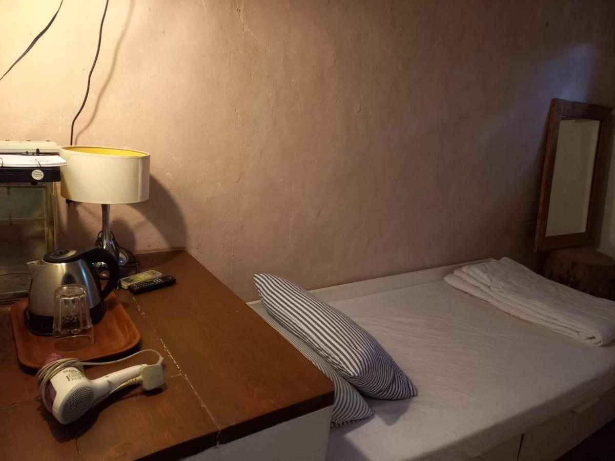 Lima.tujoh Guest house Kuching