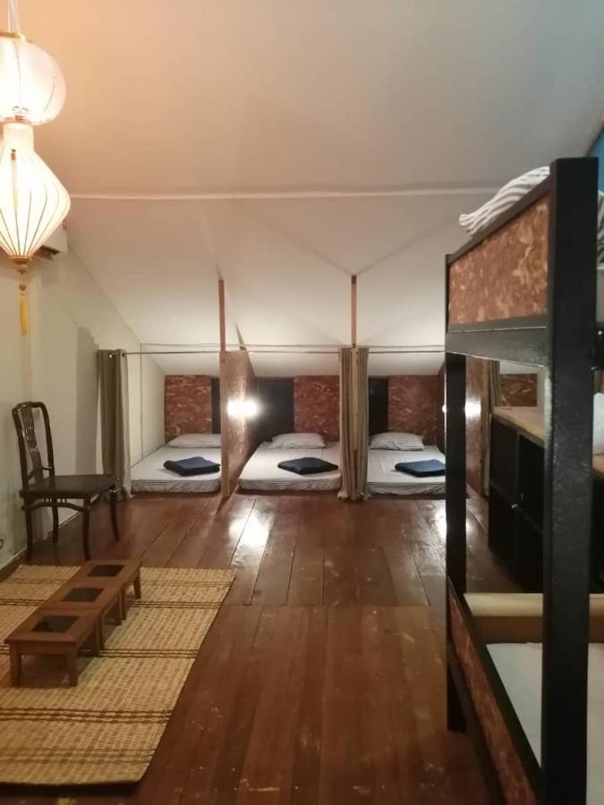 Lima.tujoh Guest house *